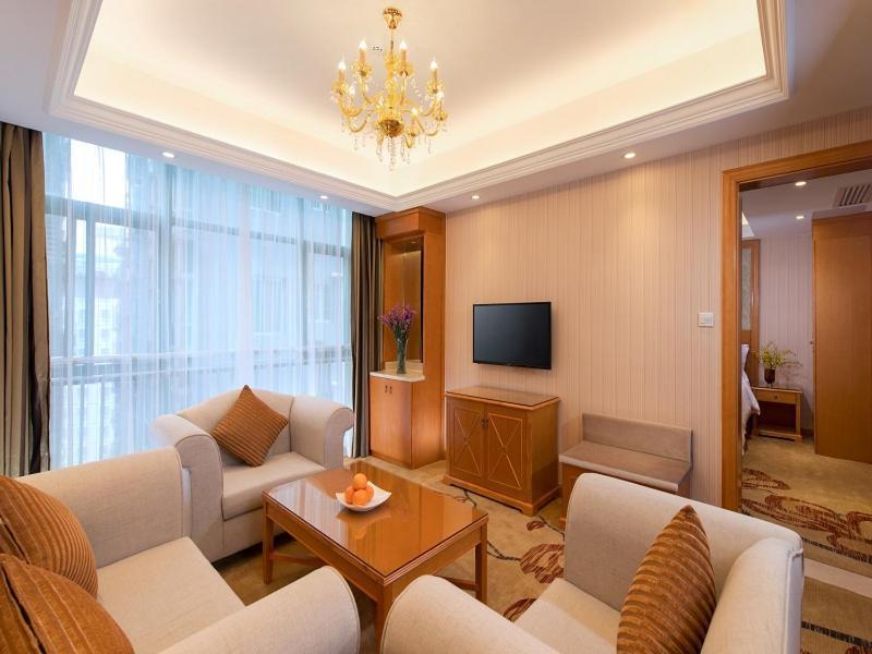 Vienna Classic Shenzhen Longhua Bus Station מראה חיצוני תמונה